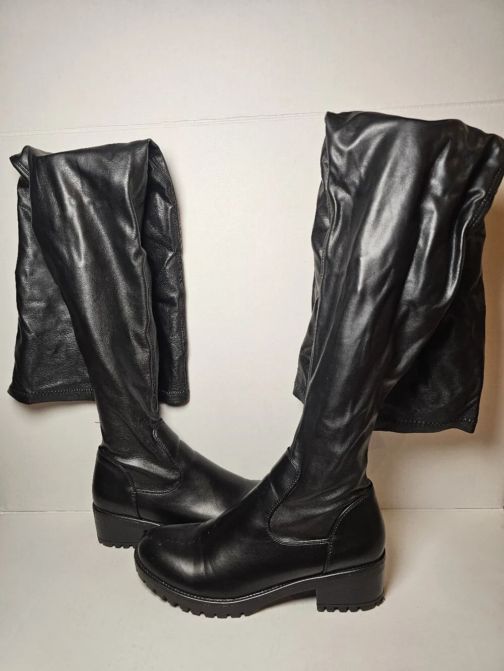 Azalea Wang Akira Surgical Over The Knee Thigh High Flat Boots Size 9 Womens